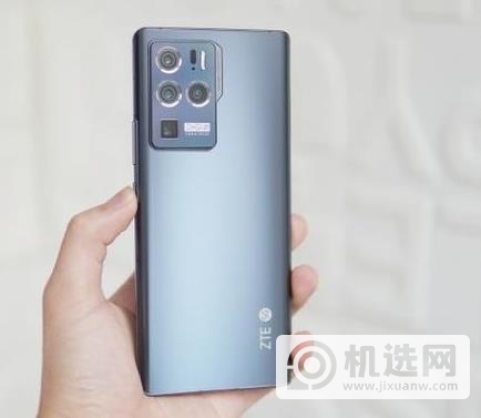 中兴Axon30Ultra真机上手效果-中兴Axon30Ultra真机图赏