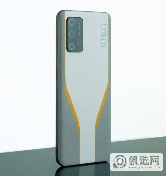 realmeV15和oppoA72哪个好-哪个更值得入手