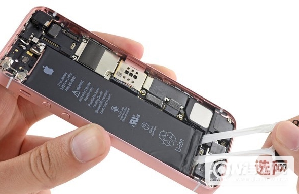 iPhone什么情况下要换电池-去哪里换
