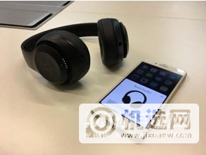 BeatsStudio3Wireless怎么连接iPhone-怎么和苹果设备连接