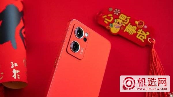 OPPOReno7红丝绒新年版上手测评-手机全面测评