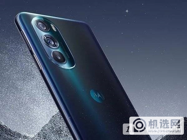 MotoEdgeX30和一加10Pro哪款好-对比评测