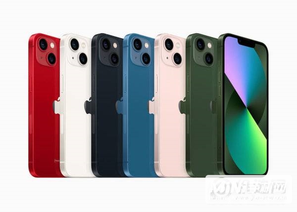 红色、星光色、午夜色、蓝色、粉色和全新绿色 iPhone 13。